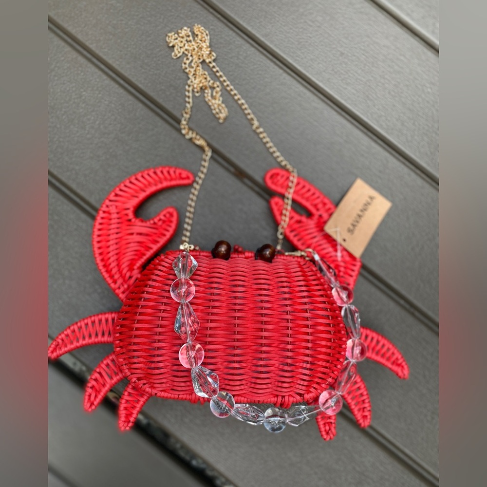 Savana Viral Red Wicker Crab Crossbody Purse NWT